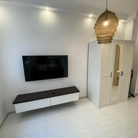 Appartement Modern And Minimalist In Downtown Boedapest